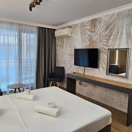 Flora Rose Gardens Apartmán Pomorie